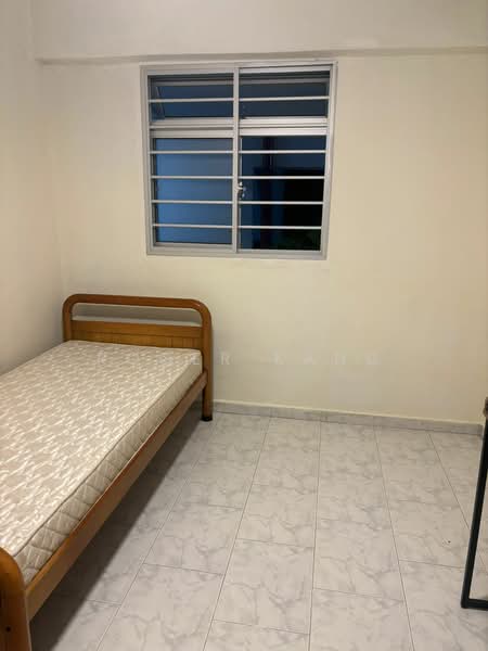 For Rent - 243 Jurong East Street 24