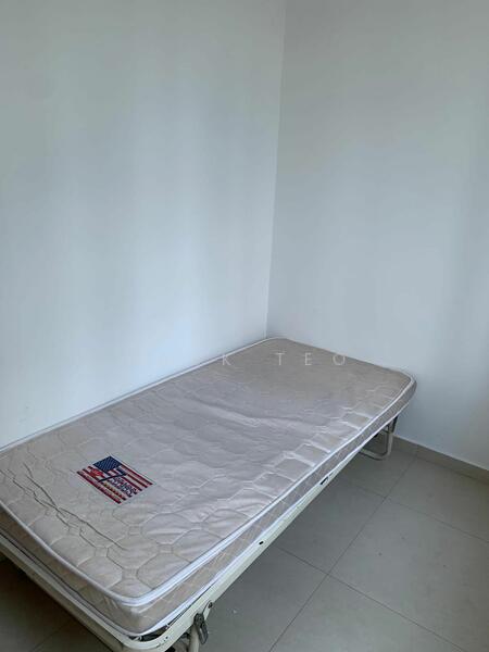 For Rent - Summer Green