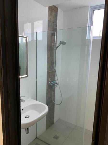 For Rent - Summer Green