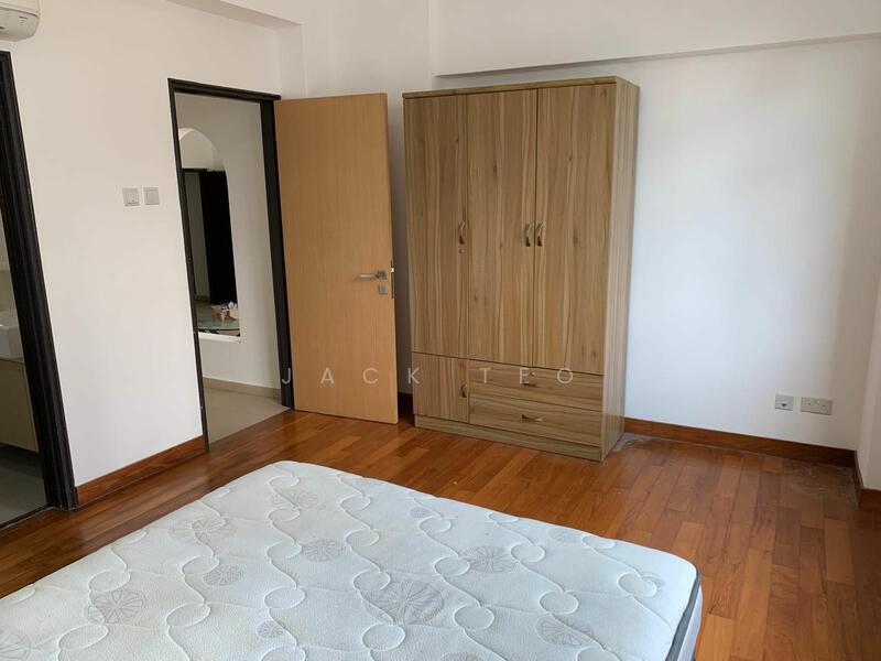 For Rent - Summer Green