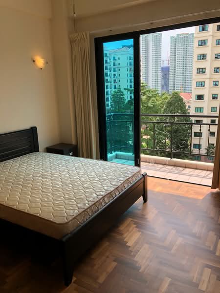 The Anchorage, 370A Alexandra Road, 2 Bedrooms, 1,163 sqft, Condominium For Rent, by Eunice Tan, 21420649 - Master bedroom overlooking pool - PropertyGuru.com.sg