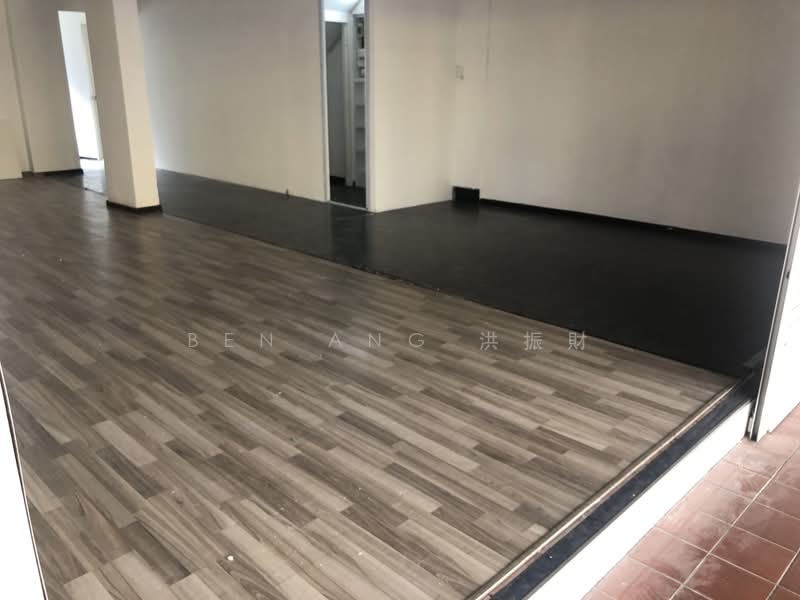 727 Ang Mo Kio Avenue 6, 727 Ang Mo Kio Avenue 6, 742 sqft, Shop / Shophouse For Rent, by Ben ANG 洪振財, 21424714 - CommercialGuru.com.sg