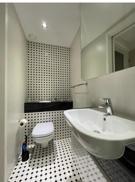 Sophia Hills, 11 Mount Sophia, 2 Bedrooms, 710 sqft, Condominium For Rent, by Bernice Oh, 21425880 - PropertyGuru.com.sg