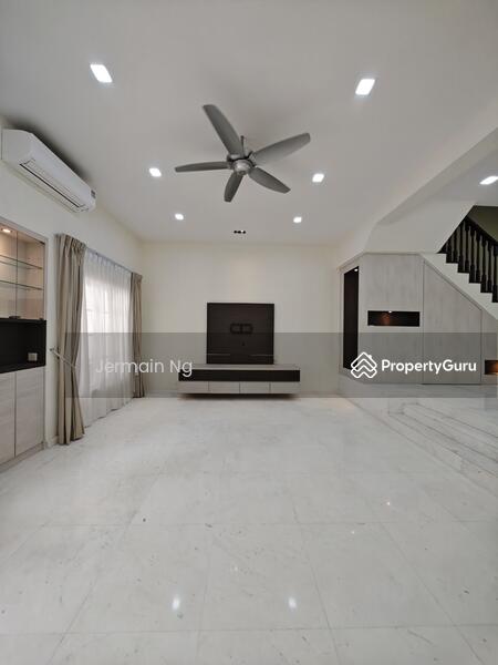 For Rent - Fame Court