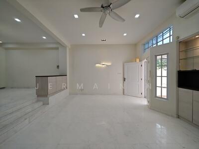 For Rent - Fame Court