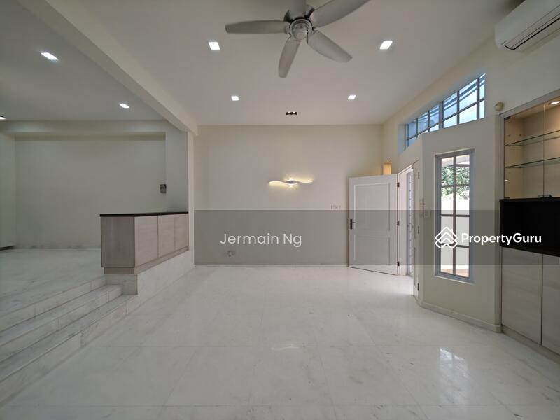 For Rent - Fame Court