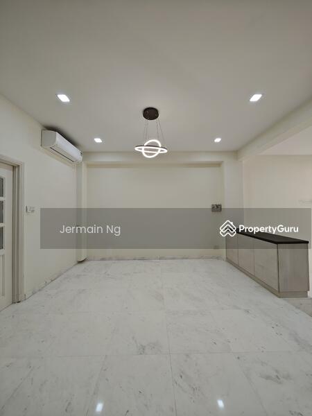 For Rent - Fame Court