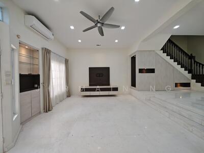 For Rent - Fame Court