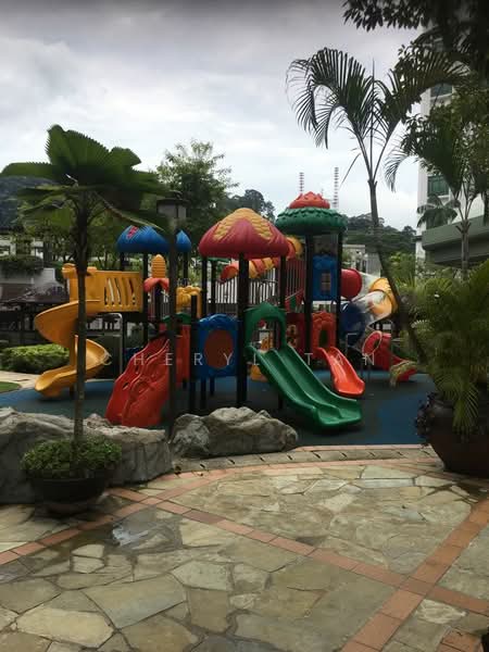 The Hillside, 343 Upper Bukit Timah Road, 3 Bedrooms, 1,302 sqft, Condominium For Rent, by Cheryl Tan, 21430337 - PropertyGuru.com.sg