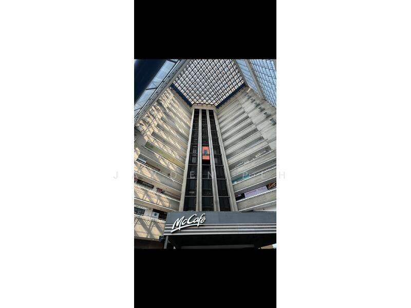Parkway Centre, 1 Marine Parade Central, 829 sqft, Office For Sale, by Jayden Peh, 21436571 - CommercialGuru.com.sg
