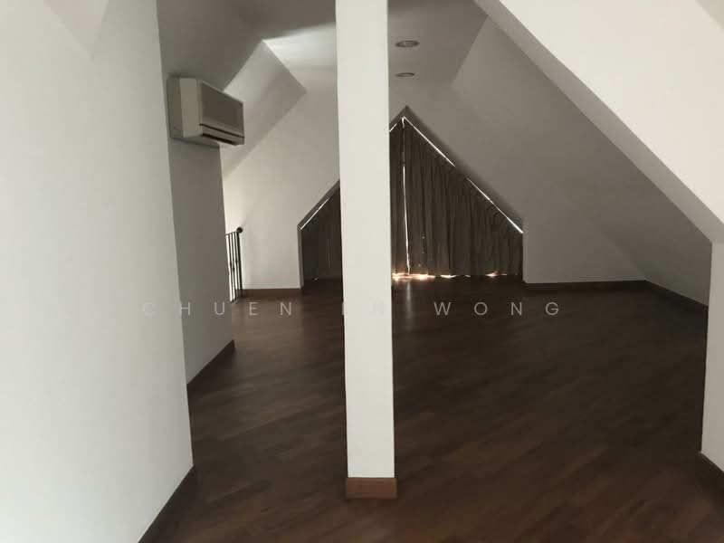Huge Bungalow in Braddel with attic and basement, Cotswold close, 6 Bedrooms, 5,625 sqft, Bungalow House For Rent, by Chuen En Wong, 21438321 - PropertyGuru.com.sg