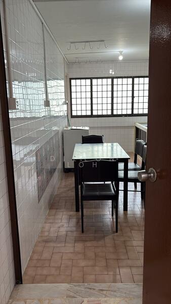 Kitchen and dining area pic 2