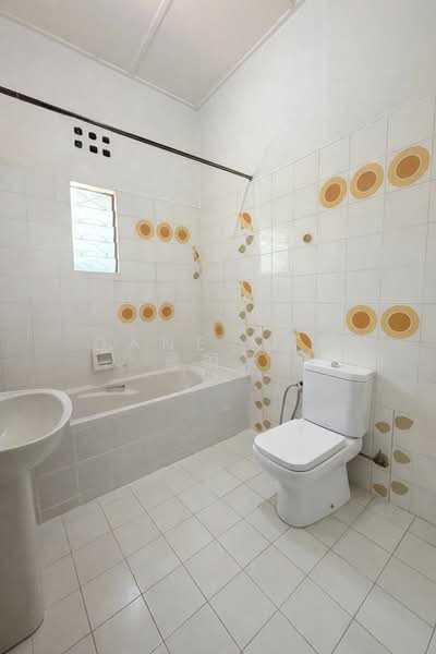 Jalan Asas Semi-Detached House For Sale at S$ 800,000 | PropertyGuru Singapore