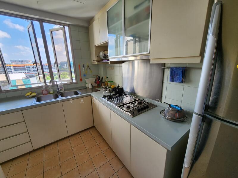 For Rent - Le Crescendo