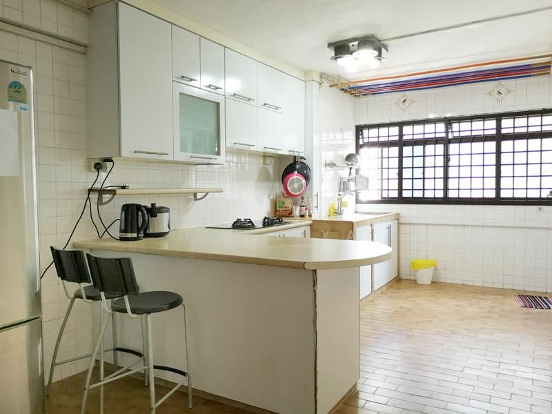 238 Bukit Batok East Avenue 5, 238 Bukit Batok East Avenue 5, 2 Bedrooms, 721 sqft, HDB Flat For Rent, by Den Irya, 21442787 - PropertyGuru.com.sg