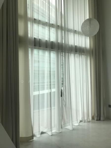 Suites at Orchard, 38 Handy Road, 3 Bedrooms, 1,500 sqft, Condominium For Rent, by Gabriel Lim, 21445246 - Loft Living Area with Balcony - PropertyGuru.com.sg