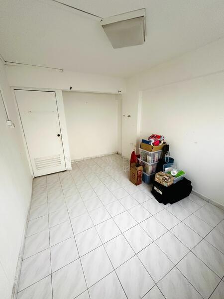 For Sale - 726 Yishun Street 71