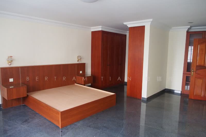 Cairnhill Plaza, 53 Cairnhill Road, 3 Bedrooms, 2,820 sqft, Apartment For Rent, by Bertram Tian  田镇伟, 21445560 - PropertyGuru.com.sg