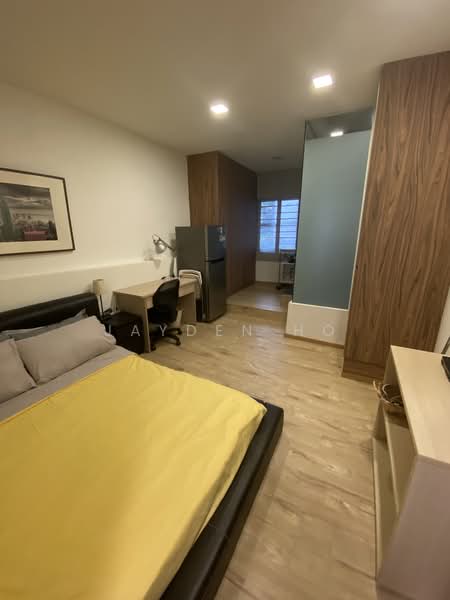 Second level Walk Up Apartment near Guillemard / Paya Lebar, Near Dakota Walk Up Studio Apartment, Studio, 288 sqft, Apartment For Rent, by Jayden Ho, 21446223 - PropertyGuru.com.sg