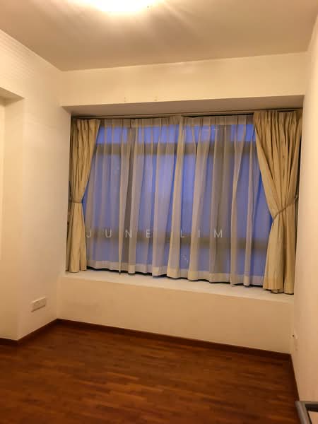 City Square Residences, 2 Kitchener Link, 3 Bedrooms, 1,206 sqft, Condominium For Rent, by June Lim, 21447350 - PropertyGuru.com.sg