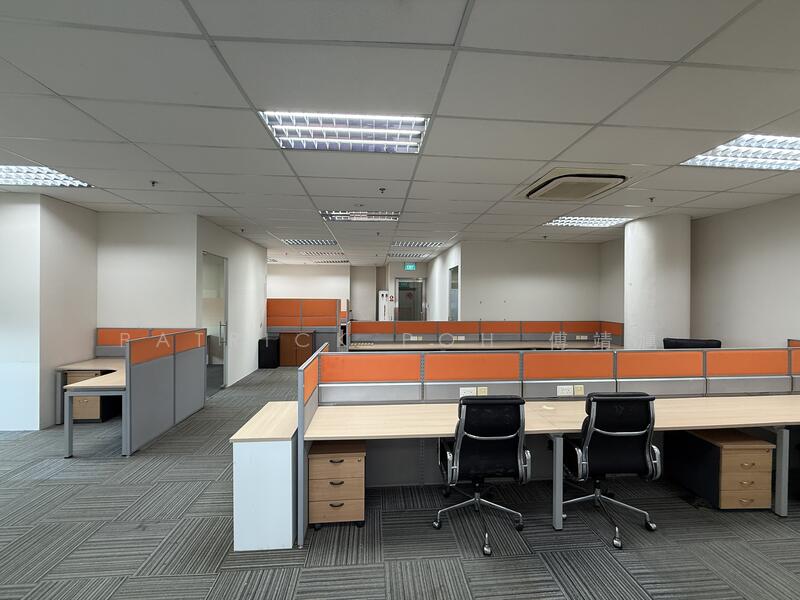 Office in new century building, 6 new industrial road, Hougang / Punggol / Sengkang, 2,600 sqft, Office For Rent, by Patrick Poh 傅靖尰, 21455269 - CommercialGuru.com.sg