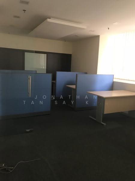 Cendex Centre, 120 Lower Delta Road, Alexandra / Commonwealth, 2,250 sqft, Light Industrial (B1) For Rent, by Jonathan Tan Say Keong, 21456207 - CommercialGuru.com.sg