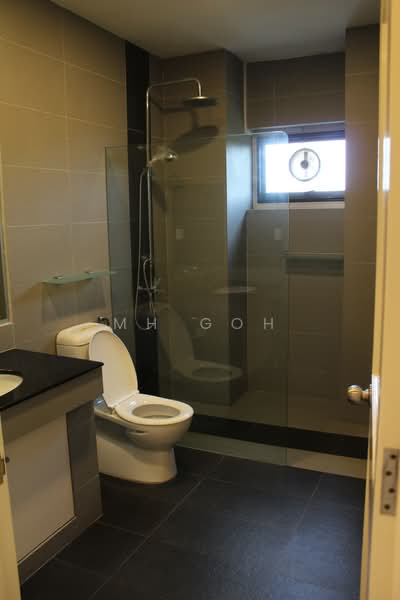The Arcadia (Arcadia Gardens), 235 Arcadia Road, 4 Bedrooms, 3,800 sqft, Condominium For Rent, by MH Goh, 21458497 - Bedroom 3 & 4 Bathroom - PropertyGuru.com.sg