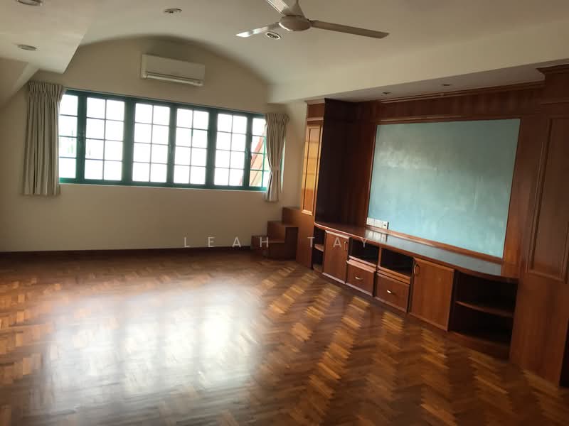 Northshore Bungalows, Ponggol Seventeenth Avenue, 7 Bedrooms, 4,000 sqft, Detached House For Sale, by Leah Tay, 21465466 - PropertyGuru.com.sg