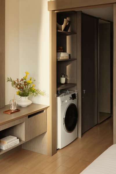 Oasia Residence, Singapore, 123 West Coast Crescent, 1 Bedroom, 422 sqft, Apartment For Rent, by Far East Hospitality, 21466325 - Washer-dryer - PropertyGuru.com.sg