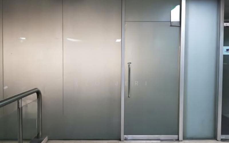 North Bridge Centre, 420 North Bridge Road, Beach Road / Bugis / Rochor, 753 sqft, Office For Rent, by Teo Jeri, 21468540 - Corridor - CommercialGuru.com.sg