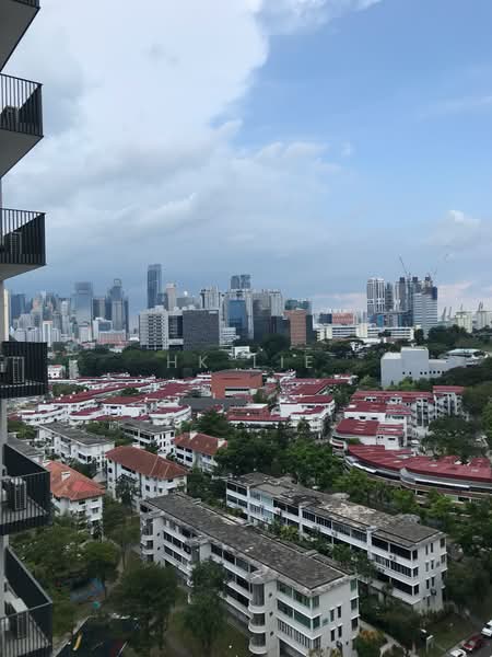 Highline Residences, 9 Kim Tian Road, 3 Bedrooms, 916 sqft, Condominium For Rent, by HK LIE, 21468834 - Living room view - PropertyGuru.com.sg