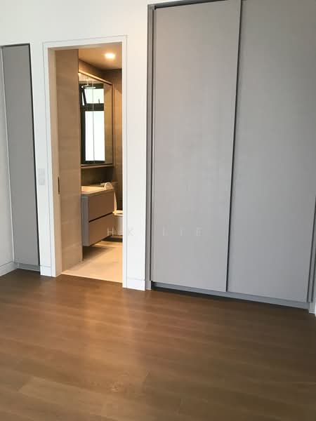 Highline Residences, 9 Kim Tian Road, 3 Bedrooms, 916 sqft, Condominium For Rent, by HK LIE, 21468834 - Master room - PropertyGuru.com.sg