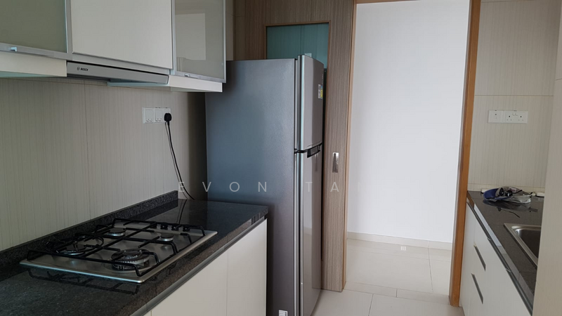 The Metropolitan Condominium, 6 Alexandra View, 2 Bedrooms, 1,034 sqft, Condominium For Rent, by Evon Tan, 21470216 - PropertyGuru.com.sg