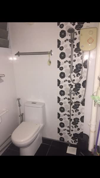 741 Yishun Avenue 5, 741 Yishun Avenue 5, 2 Bedrooms, 720 sqft, HDB Flat For Rent, by Max Maran, 21471329 - PropertyGuru.com.sg