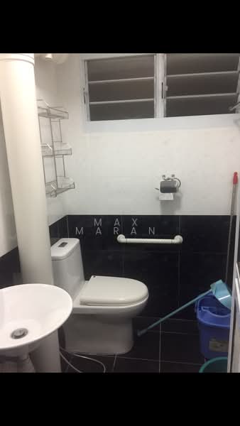 741 Yishun Avenue 5, 741 Yishun Avenue 5, 2 Bedrooms, 720 sqft, HDB Flat For Rent, by Max Maran, 21471329 - PropertyGuru.com.sg
