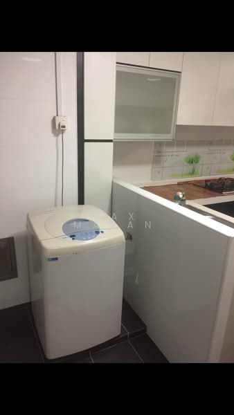 741 Yishun Avenue 5, 741 Yishun Avenue 5, 2 Bedrooms, 720 sqft, HDB Flat For Rent, by Max Maran, 21471329 - PropertyGuru.com.sg