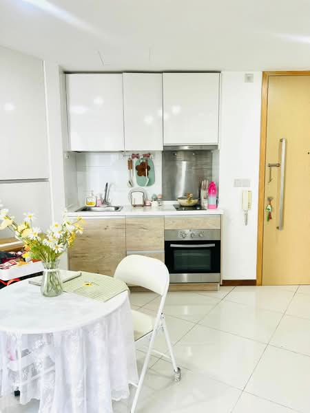 Eight Courtyards, 2 Canberra Drive, 1 Bedroom, 549 sqft, Condominium For Rent, by Chew Hock Ngee, 21474311 - PropertyGuru.com.sg