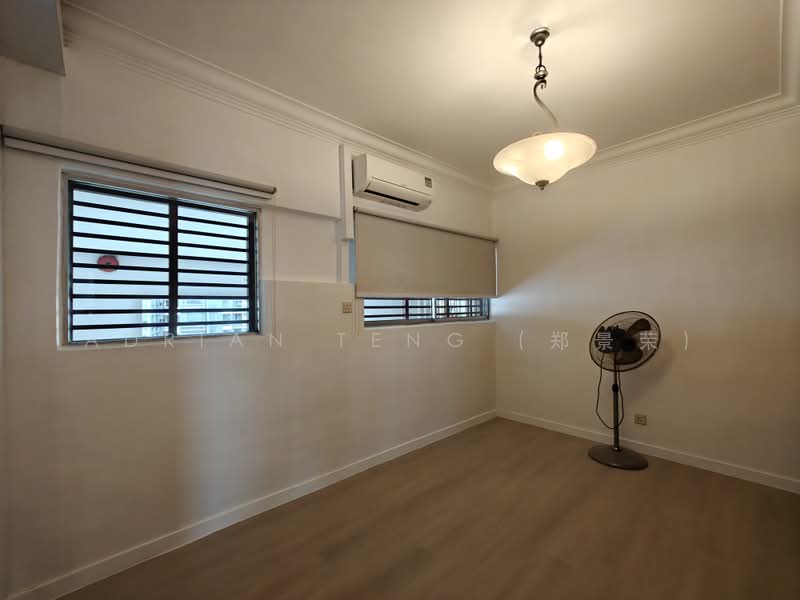 Ridgewood Condominium, 3 Ridgewood Close, 3 Bedrooms, 1,744 sqft, Condominium For Rent, by Adrian Teng (郑景荣), 21478802 - PropertyGuru.com.sg