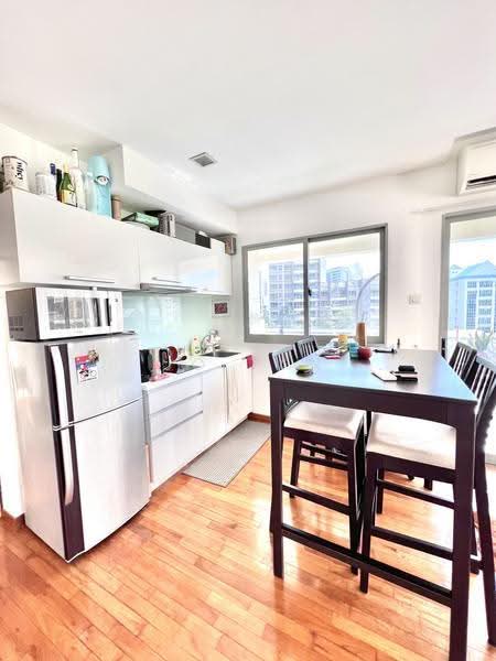 Niven Suites, 8 Wilkie Terrace, Orchard / River Valley, 2 Bedrooms, 901 sqft, Condominium For Rent, by JO Tan, 21479521 - Kitchen - PropertyGuru.com.sg