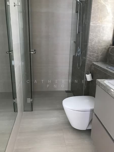 Highline Residences, 1 Kim Tian Road, 3 Bedrooms, 883 sqft, Condominium For Rent, by Catherine Png, 21482117 - Master Bath - PropertyGuru.com.sg