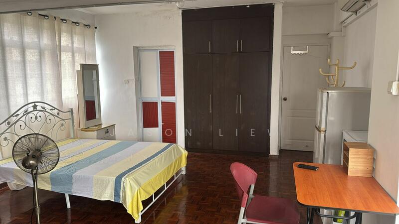 For Rent - Lakeside Tower