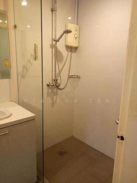 For Rent - Lloyd Court