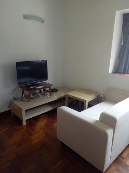 For Rent - Lloyd Court