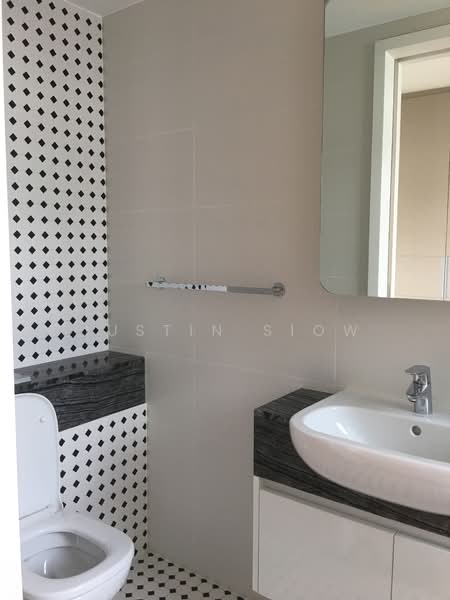 Sophia Hills, 27 Mount Sophia, 2 Bedrooms, 700 sqft, Condominium For Rent, by Justin Siow, 21495218 - 2nd bathroom - PropertyGuru.com.sg