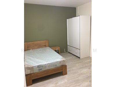For Rent - Common Room (for 1 person only) - Shared Bathroom (Dunlop/Rowell) - No Cooking