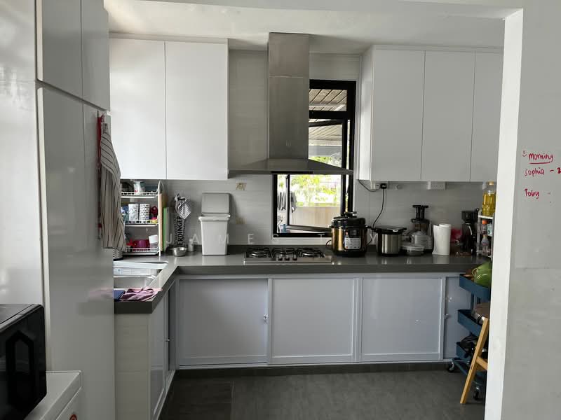 21 Eng Kong terrace, Eng Kong terrace, 4 Bedrooms, 1,700 sqft, Walk-up Apartment For Rent, by James Tay, 21502775 - PropertyGuru.com.sg