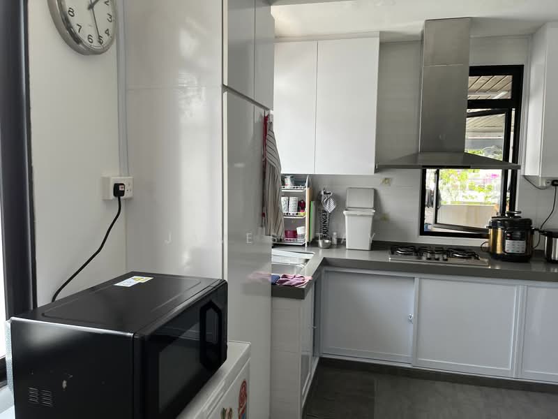 21 Eng Kong terrace, Eng Kong terrace, 4 Bedrooms, 1,700 sqft, Walk-up Apartment For Rent, by James Tay, 21502775 - PropertyGuru.com.sg