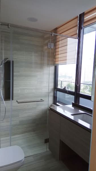 The Crest, 101 Prince Charles Crescent, 3 Bedrooms, 1,389 sqft, Condominium For Rent, by Joanne Li, 21502934 - PropertyGuru.com.sg