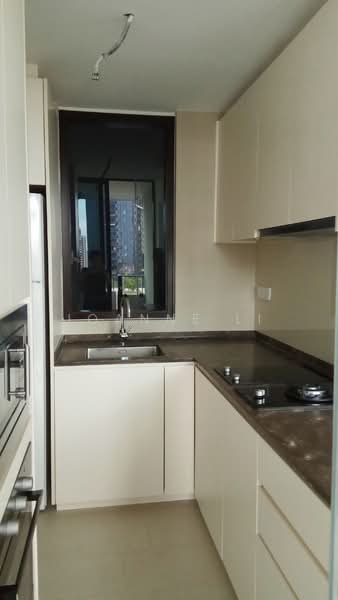 The Crest, 101 Prince Charles Crescent, 3 Bedrooms, 1,389 sqft, Condominium For Rent, by Joanne Li, 21502934 - PropertyGuru.com.sg