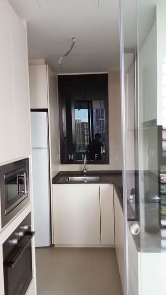 The Crest, 101 Prince Charles Crescent, 3 Bedrooms, 1,389 sqft, Condominium For Rent, by Joanne Li, 21502934 - PropertyGuru.com.sg